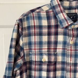 American Eagle Outfitters Blue and White Plaid Mid Weight FlannButton Down Shirt